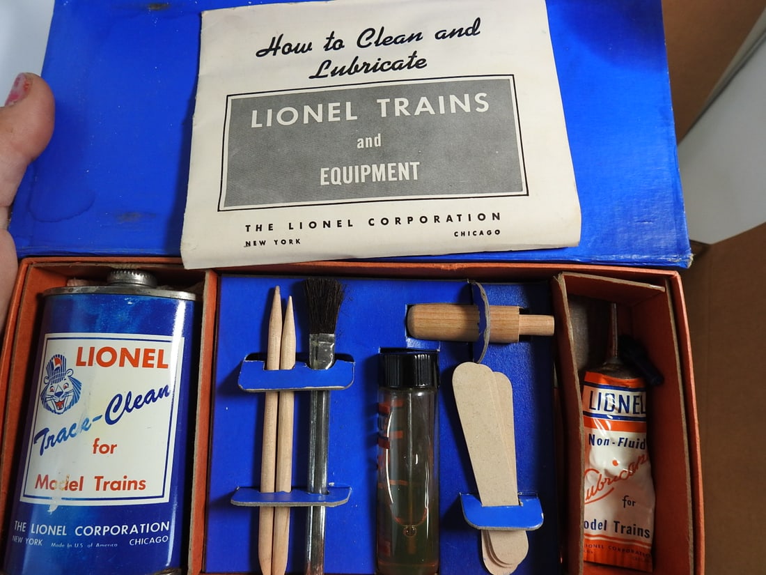 Lionel Reference Guides, Accessory Boxes and Cleaning Equipment Lot - 7