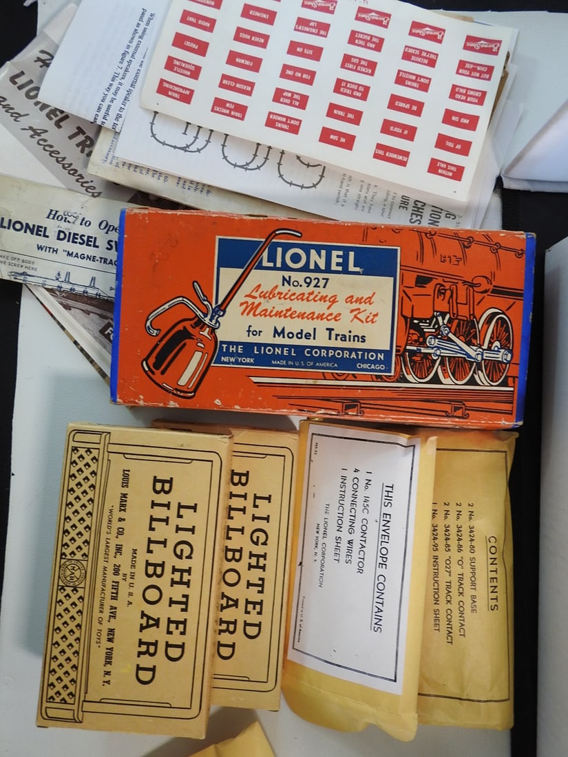 Lionel Reference Guides, Accessory Boxes and Cleaning Equipment Lot - 3
