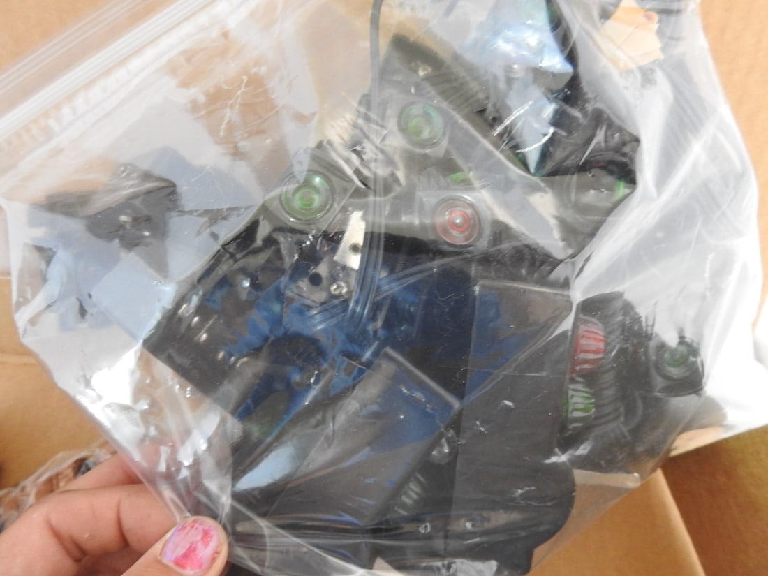Lionel Wiring, Controls, Switches and Replacement Parts Lot - 8