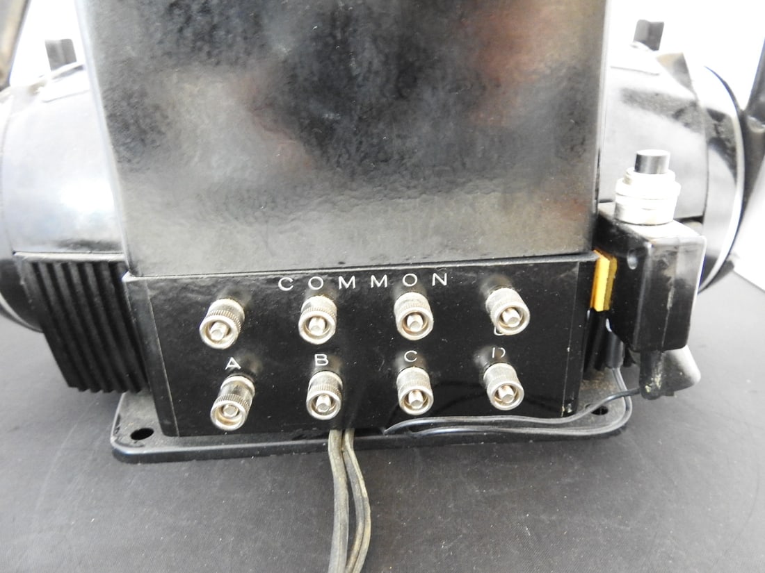 Lionel ZW Type Multi-Control Trainmaster Transformer - 5