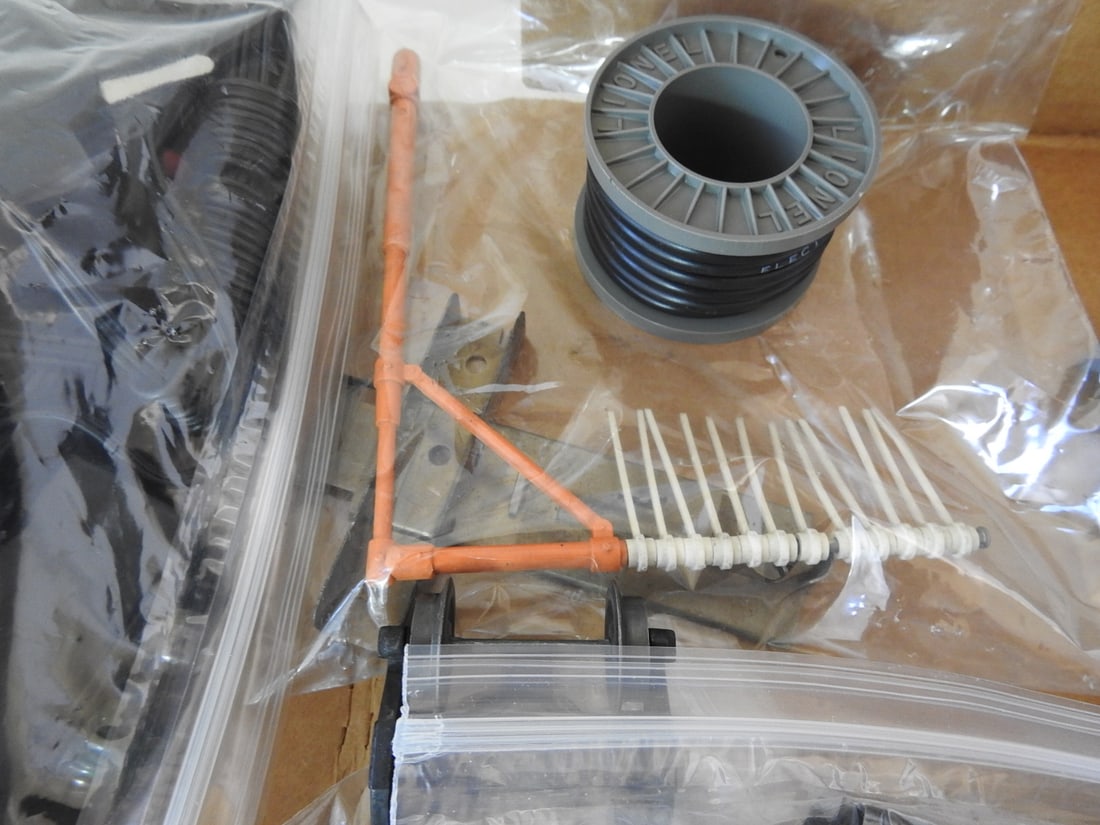Lionel O-Gauge Track and Track Components Lot - 2