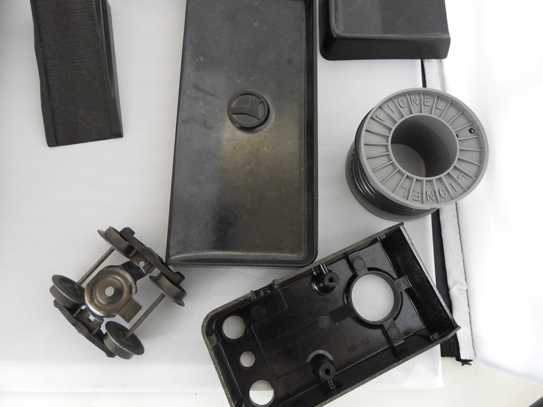 Miscellaneous Train Set Electronics and Parts Lot - 2