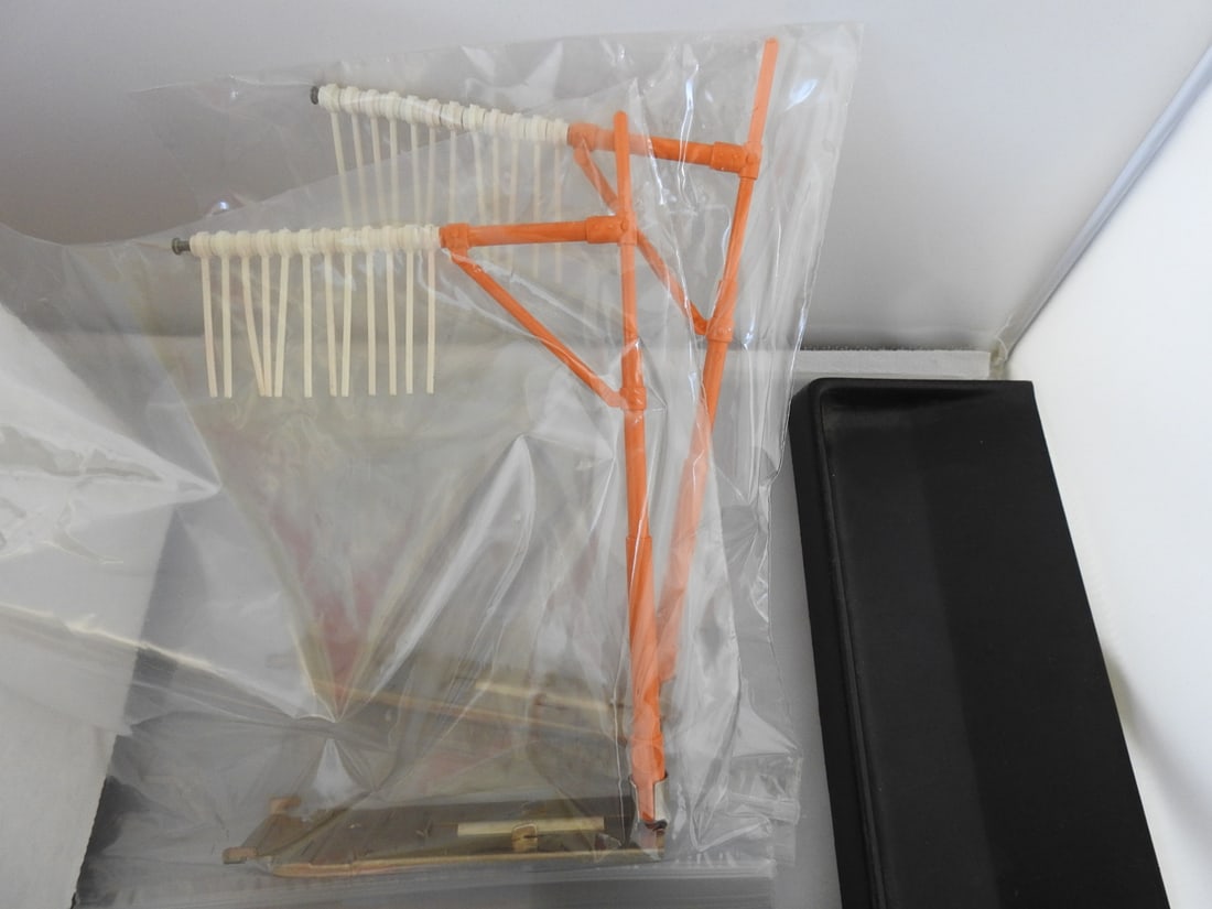 Miscellaneous Train Set Electronics and Parts Lot - 3