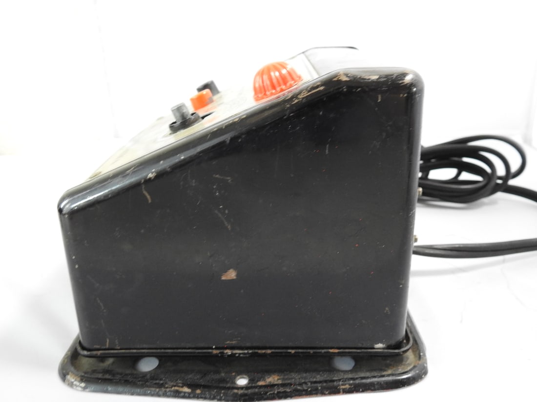 Lionel Type R Multi-Control Transformer - 3