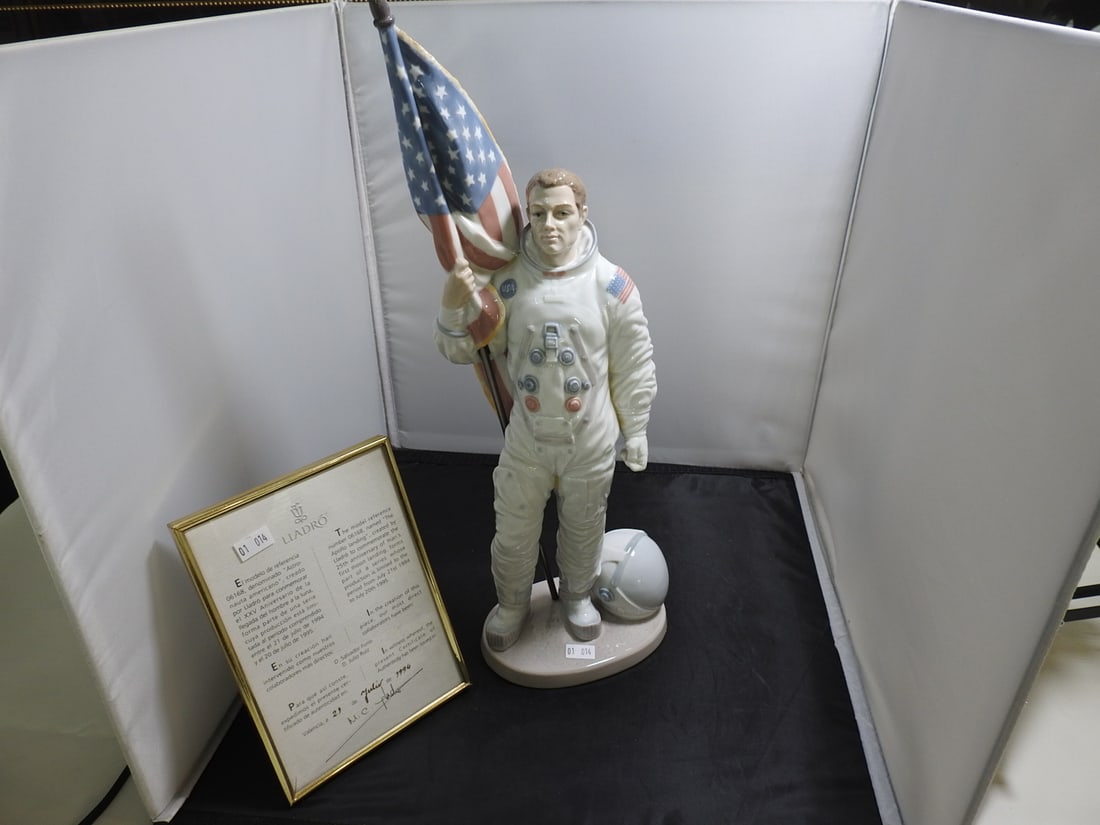 Vintage Don Lemon Hand-Painted Plaster Figure (1 of 18)
