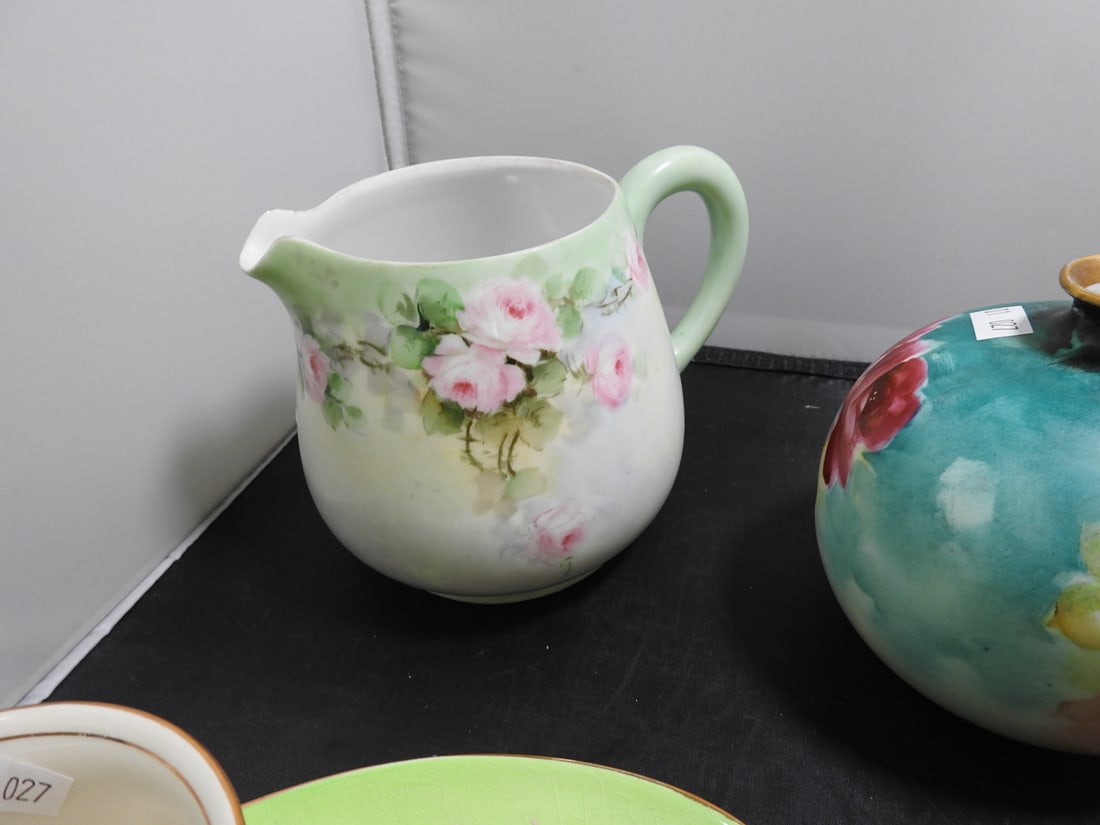 Vintage Hand-Painted Ceramic Decorative Lot - 4