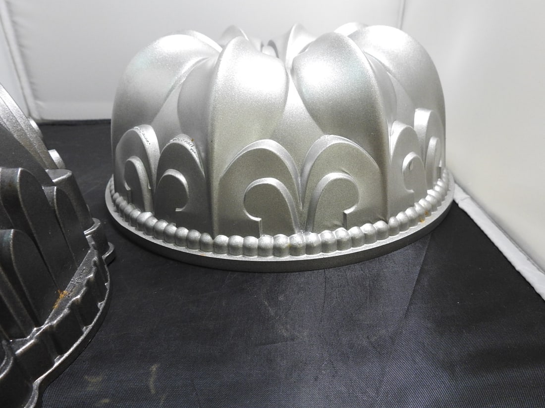 Nordic Ware Cake Mold Pans, Set of 2 - 5