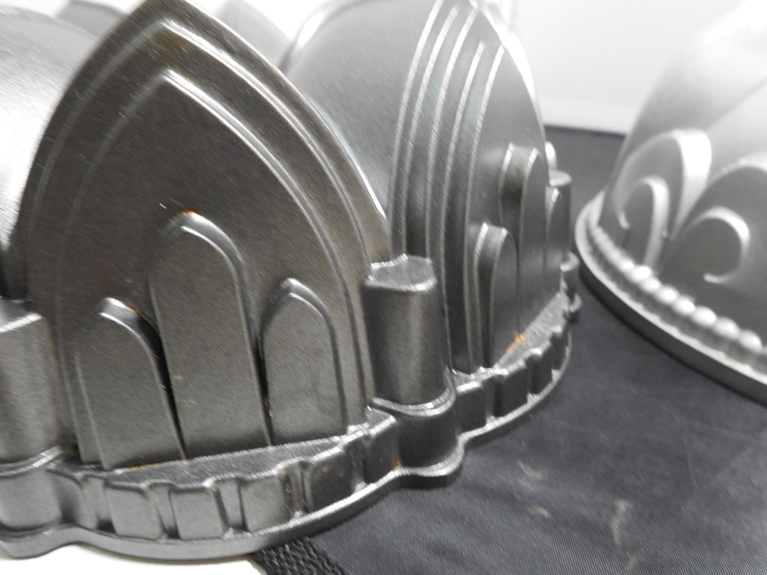 Nordic Ware Cake Mold Pans, Set of 2 - 6