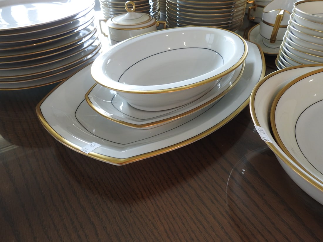 H&C Bavaria 24K Gold Rimmed China Set, 87 Pieces - 6