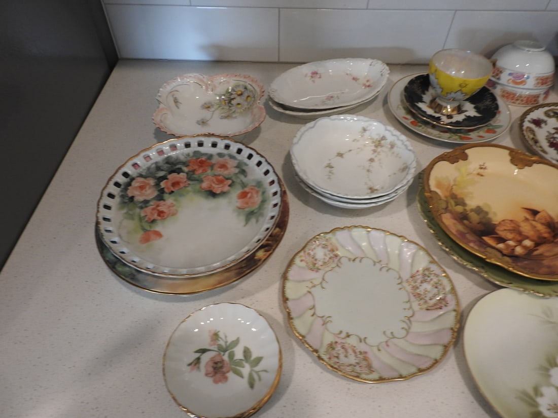 Large Mixed Porcelain and China Lot, 50 Pieces - 2