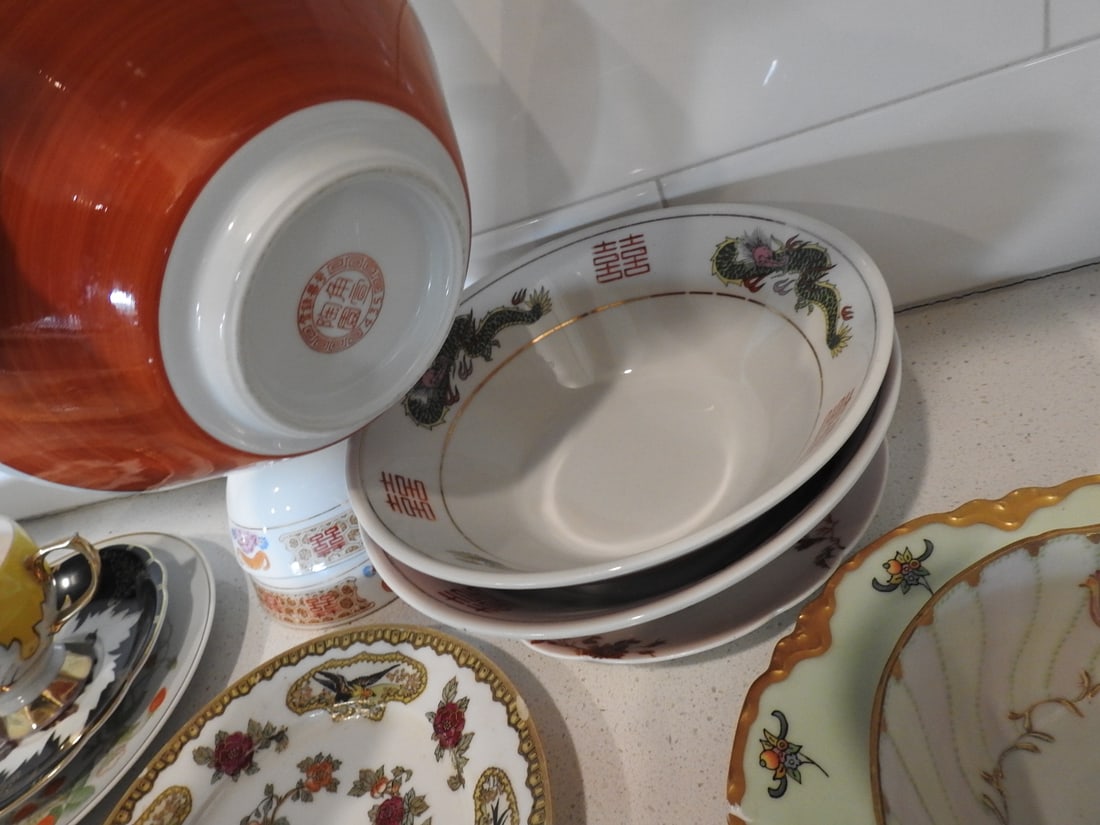 Large Mixed Porcelain and China Lot, 50 Pieces - 9