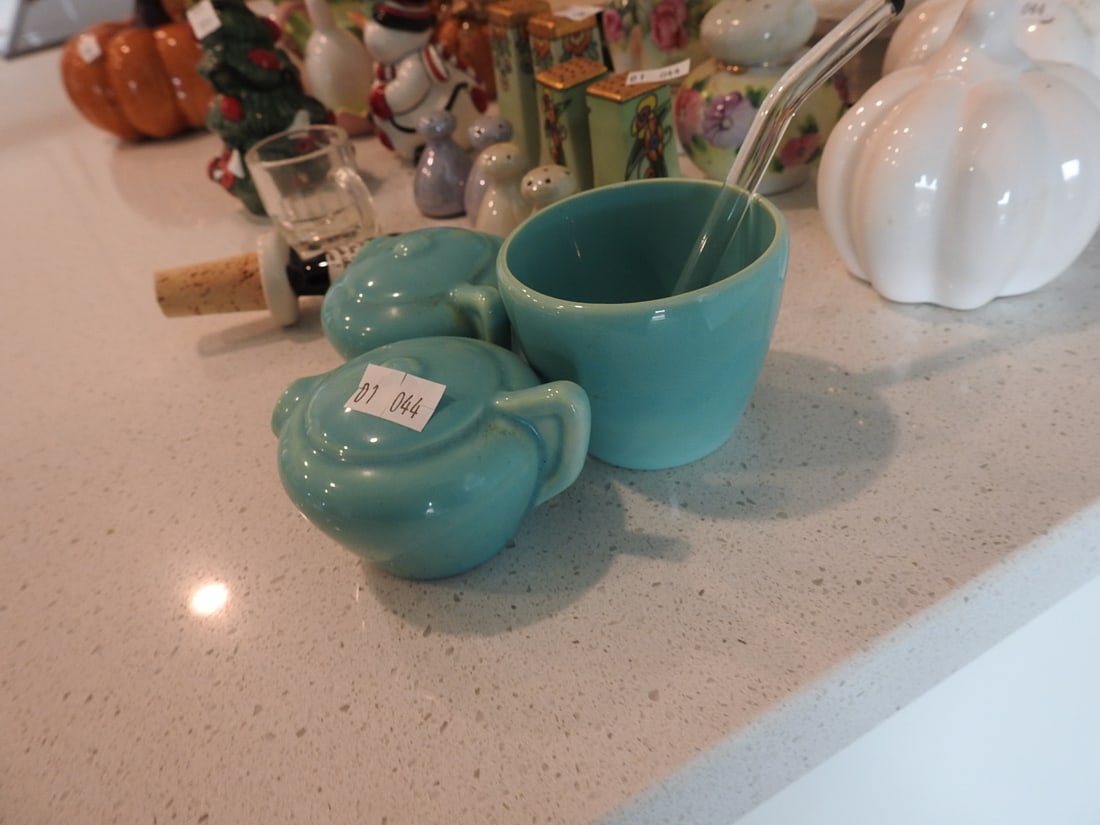 Vintage Salt & Pepper Shakers and Seasonal Decor Collection - 11