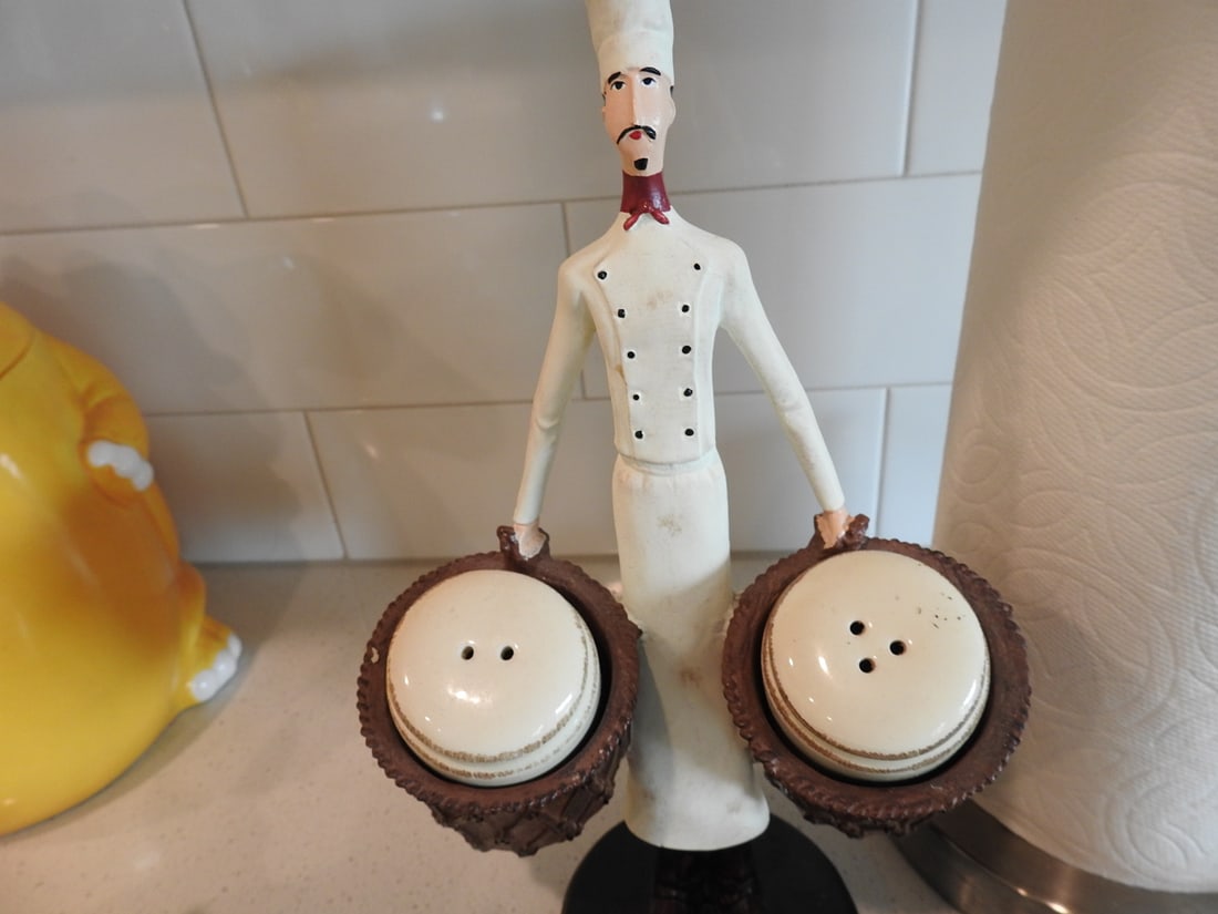 Vintage Salt & Pepper Shakers and Seasonal Decor Collection - 9