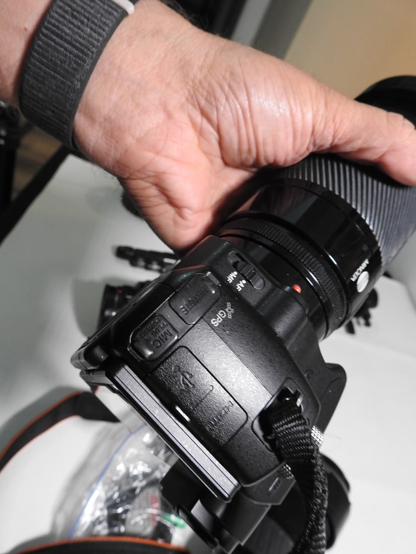 Sony Alpha SLT-A55V Camera Kit with Minolta Lenses - 15