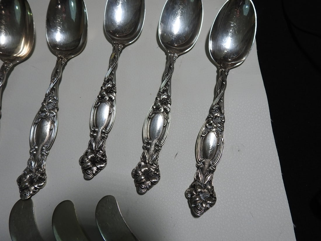 24-Piece International Silver Frontenac Sterling Flatware Set - 2