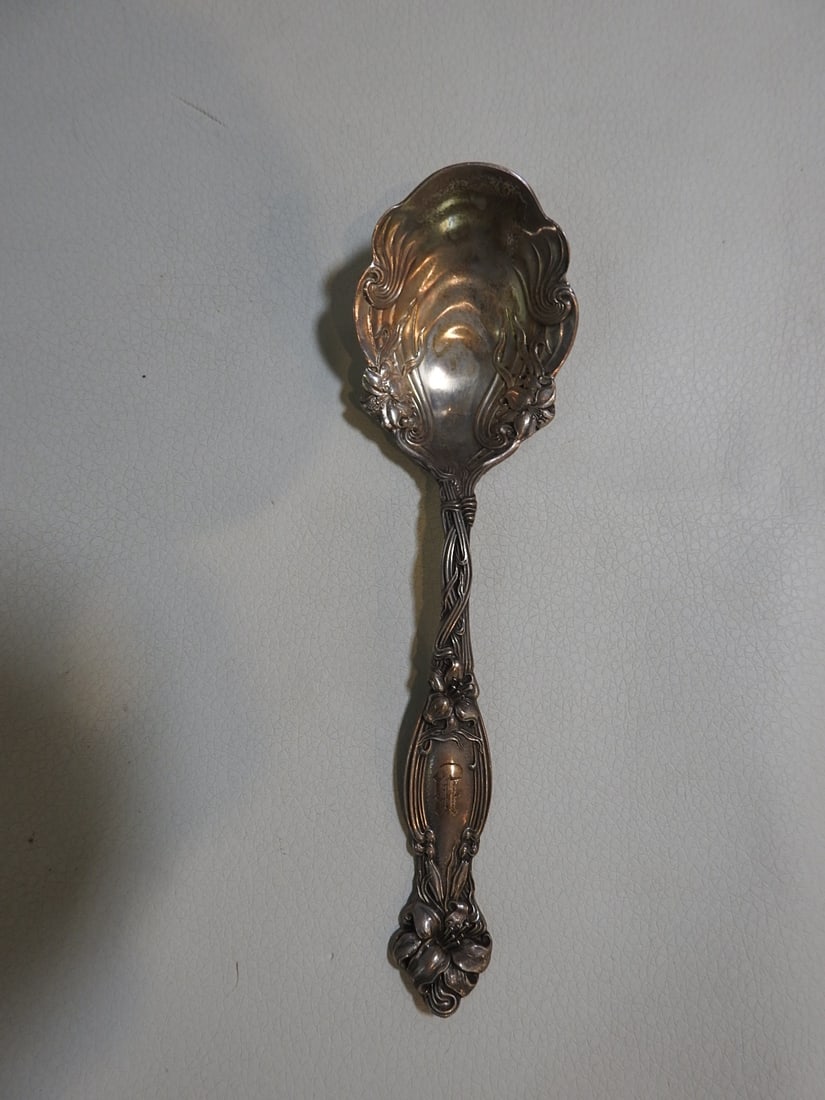 International Silver Frontenac Sterling Silver Berry Spoon (1 of 4)