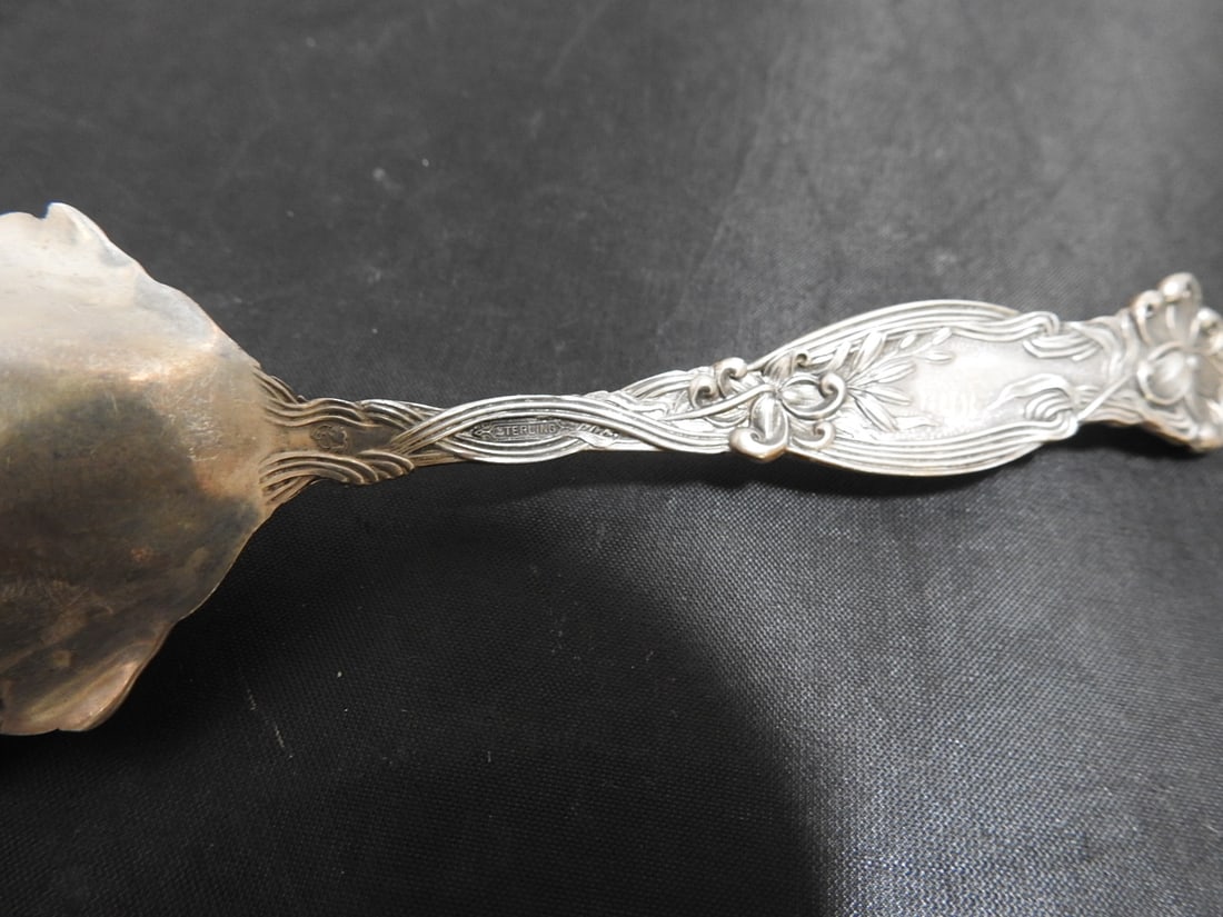International Silver Frontenac Sterling Silver Berry Spoon - 4