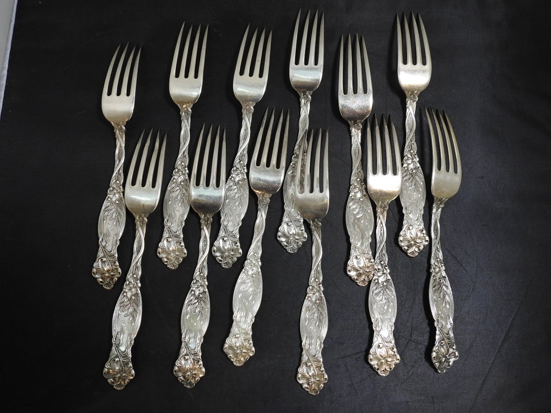 12-Piece International Silver Frontenac Sterling-Handled Knife Set - 2