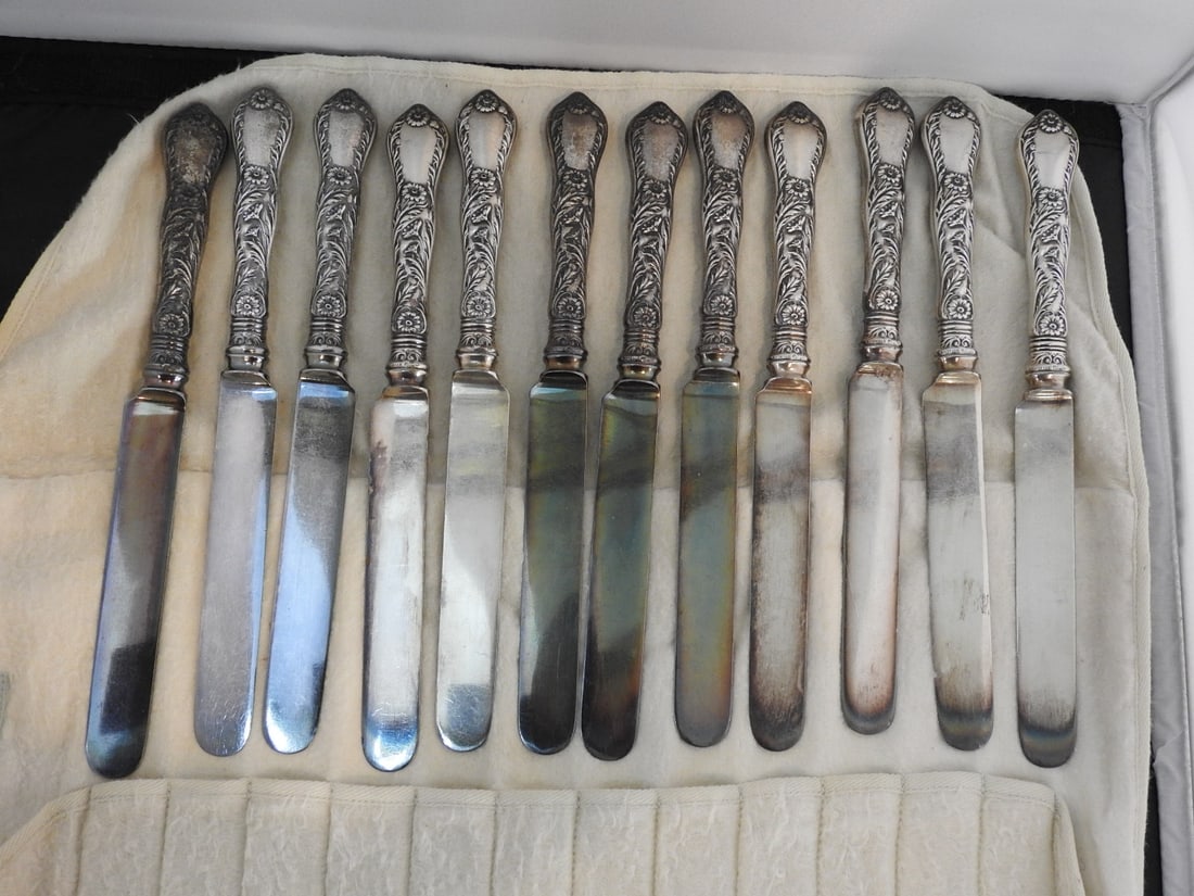 12-Piece Gorham Marguerite Sterling-Handled Knife Set - 2