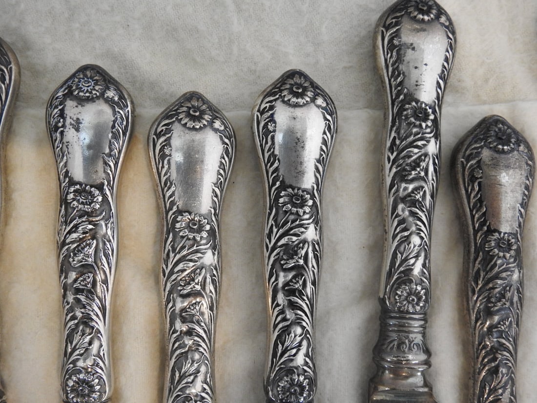12-Piece Gorham Marguerite Sterling-Handled Knife Set - 5