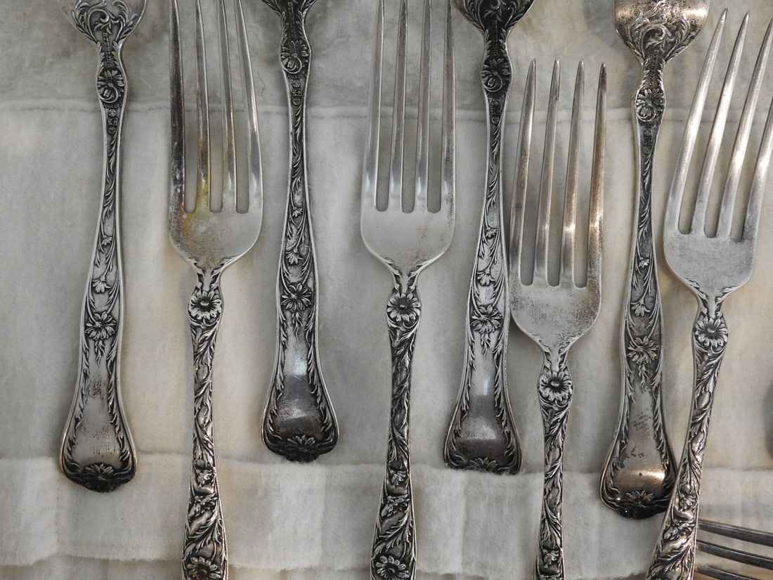 12-Piece Gorham Marguerite Sterling Silver Fork Set - 4