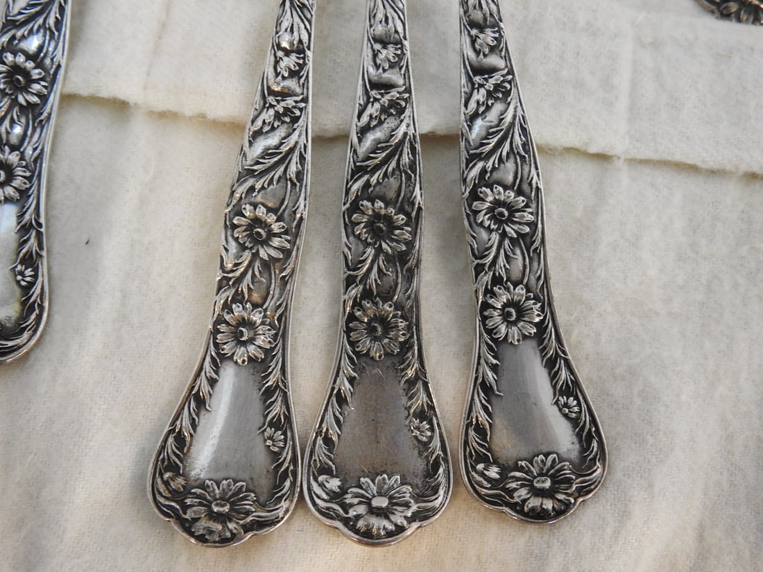 12-Piece Gorham Marguerite Sterling Silver Fork Set - 5