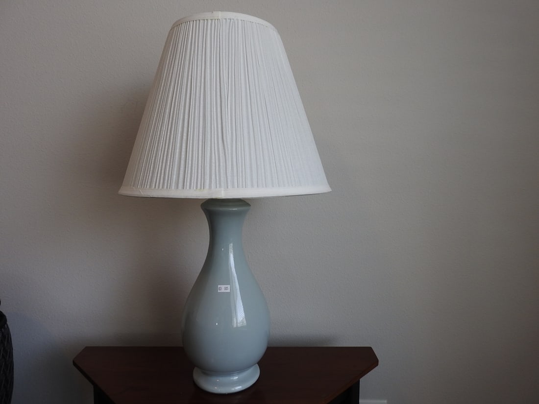 Blue Pottery Table Lamp: Blue pottery table lamp with decorative ceramic body. Approx. 24 x 14 x 14 in.