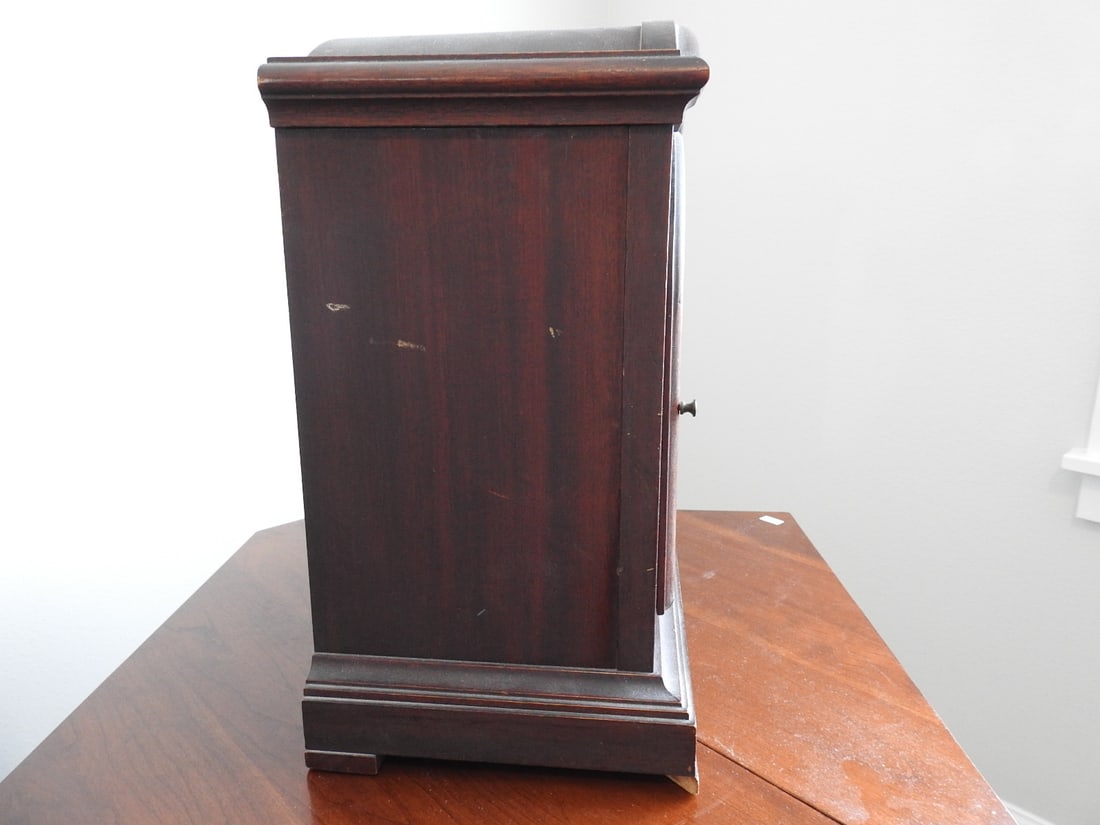 Antique Junghans Mahogany Mantel Clock with Key - 6
