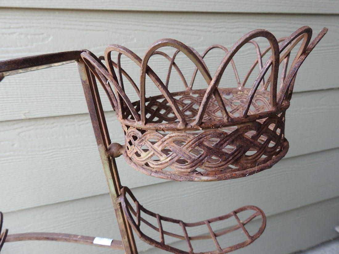 Victorian Tricycle Metal Flower Pot Holder - 4