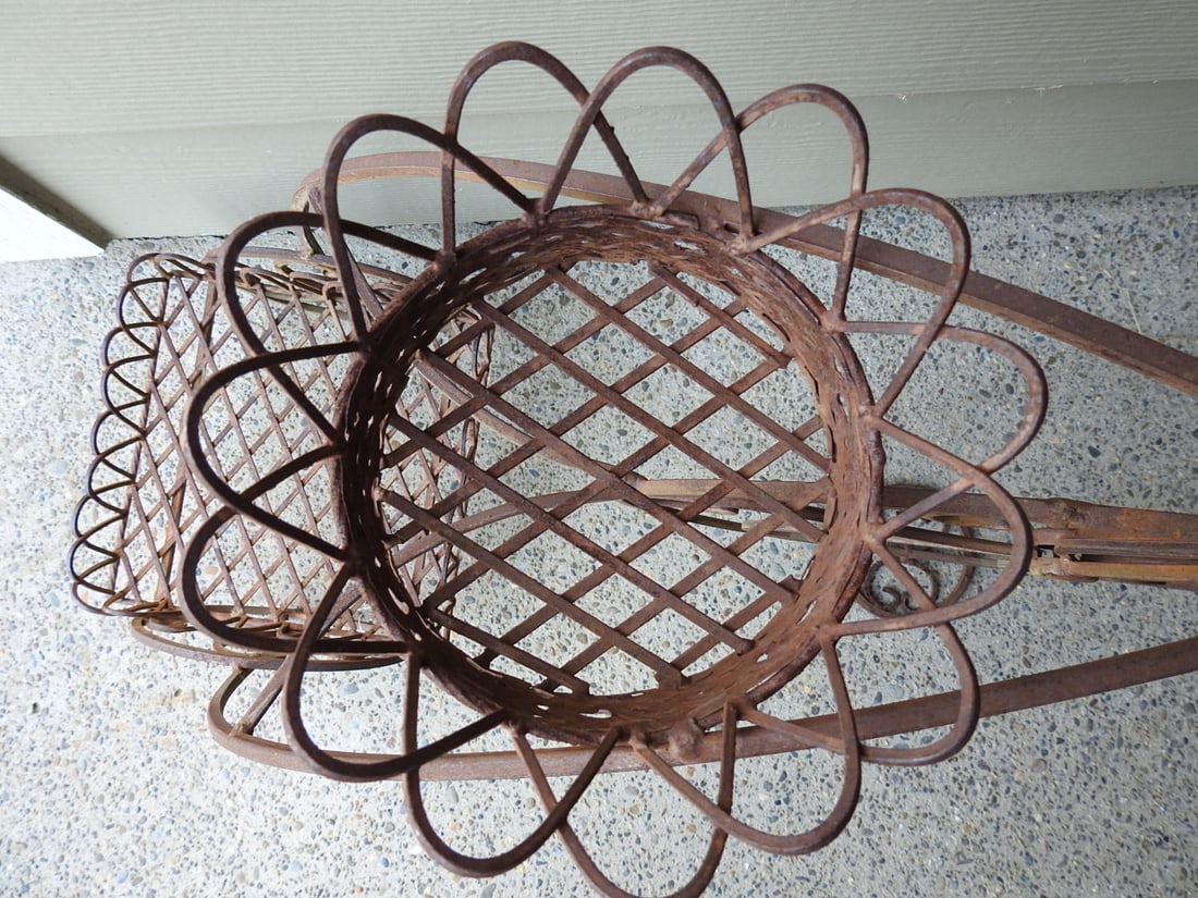 Victorian Tricycle Metal Flower Pot Holder - 6