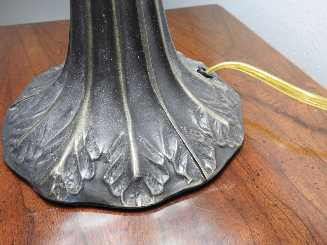 Vintage Tiffany Style Stained Glass Table Lamp - 2