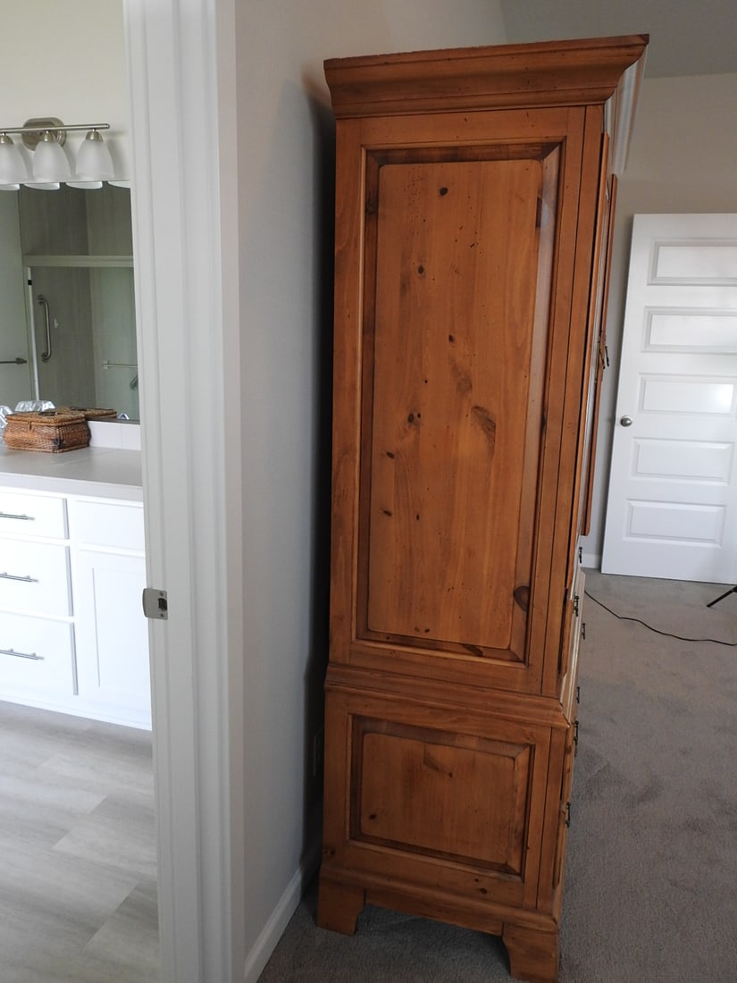 Early American Style Pine Armoire - 6