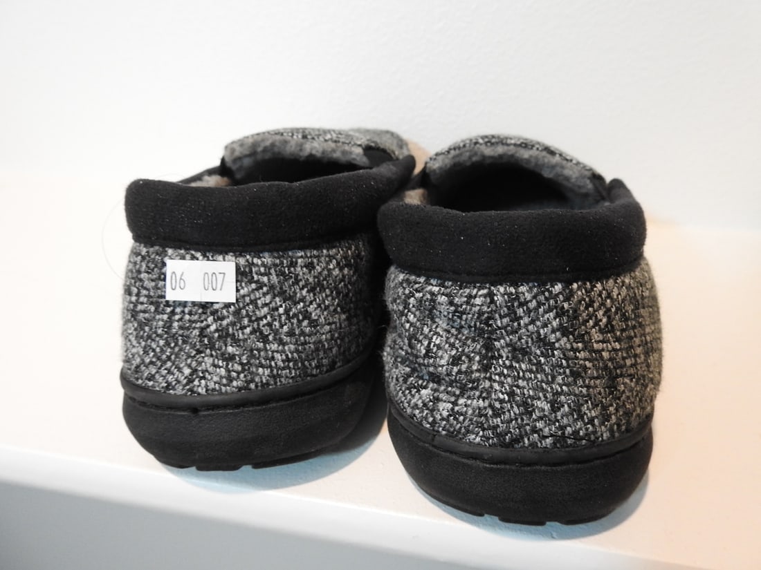 RockDove House Shoes, Size 9 US - 3