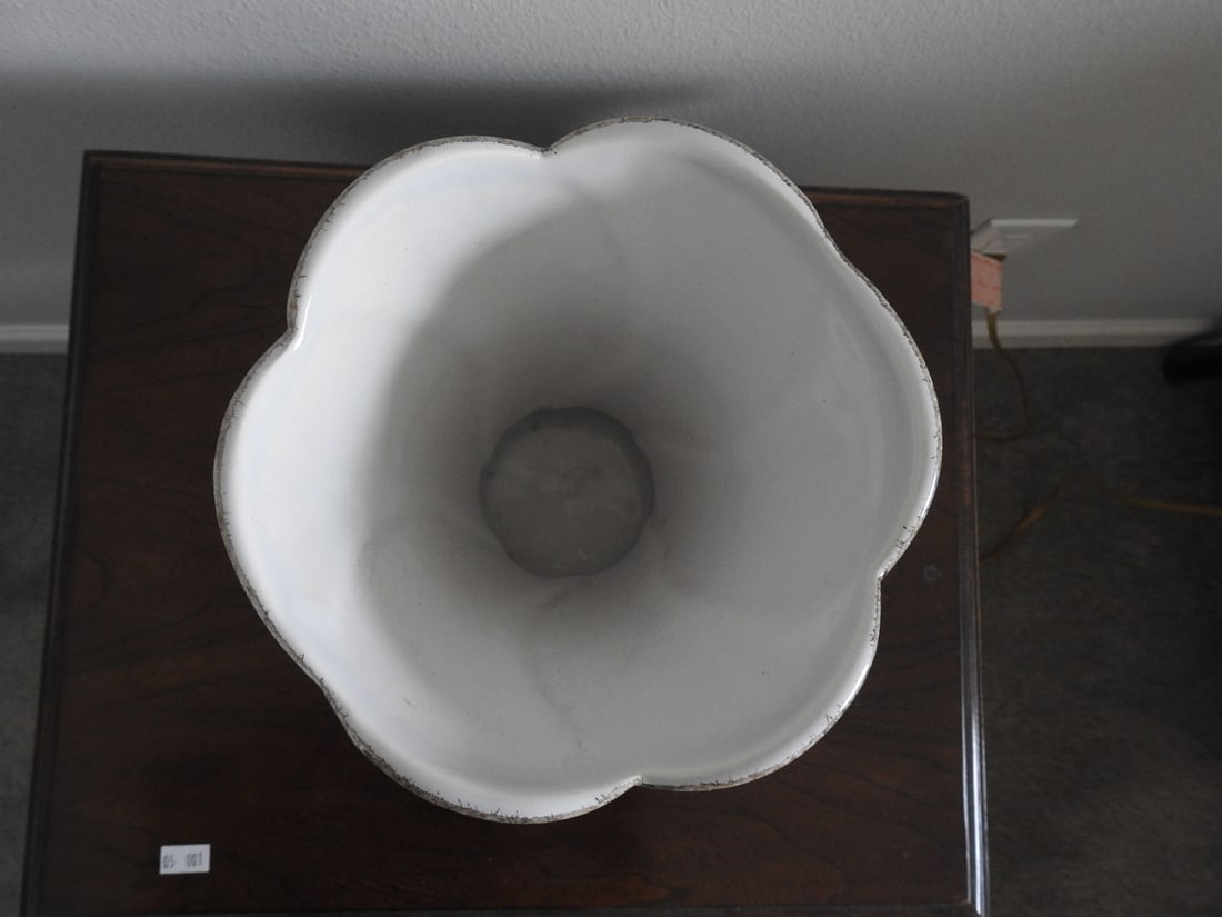 Vintage Haeger Ceramic Vase - 3