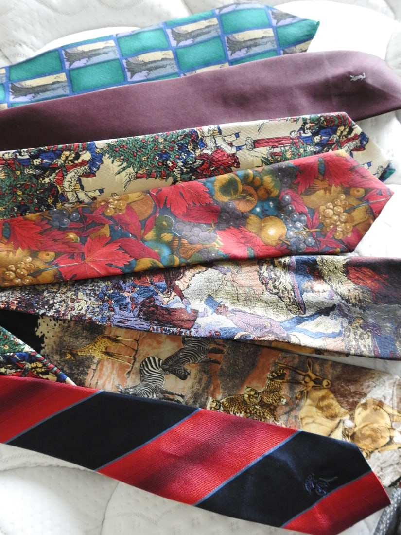 Lot of Eight Silk Ties - 7