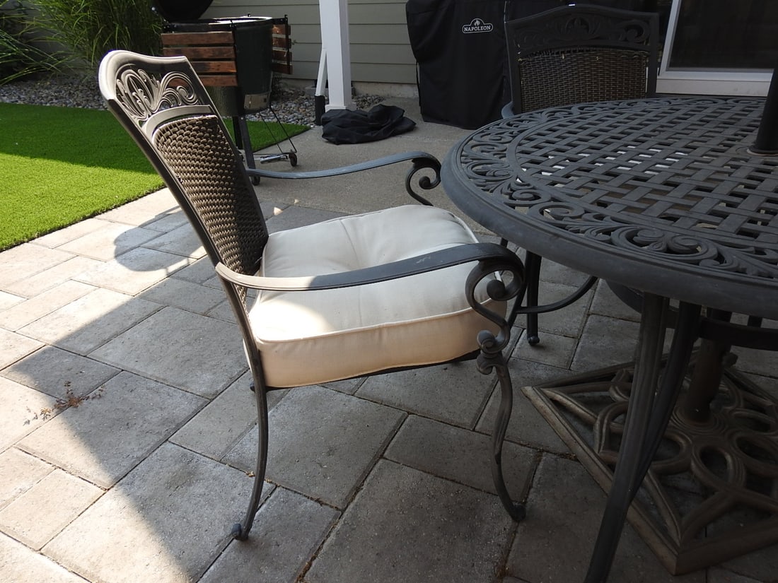 Outdoor Patio Dining Set with Umbrella, Table and Chairs - 6