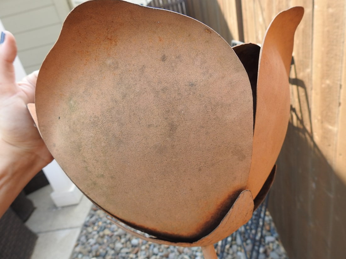 Large Metal Garden Flower Stake Sculpture - 5