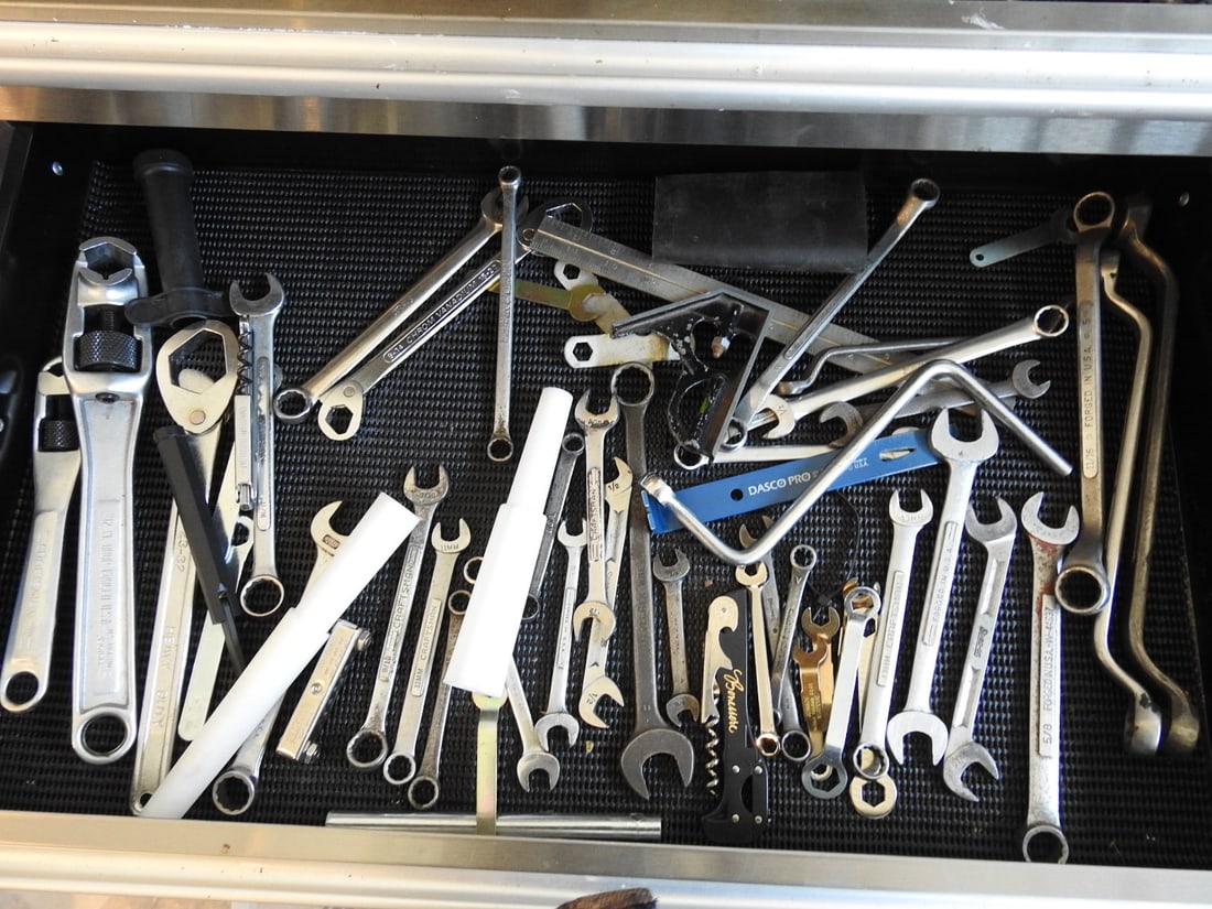 Large Lot of Assorted Hand Tools (1 of 6)