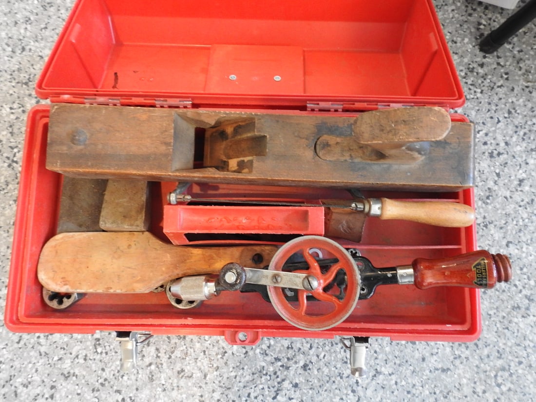 Tuff-Box Tool Box with Contents (1 of 6)