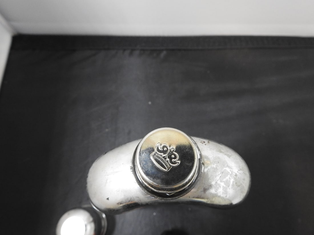Vintage Whiskey Flask with Pewter Famous Men Thimbles - 2
