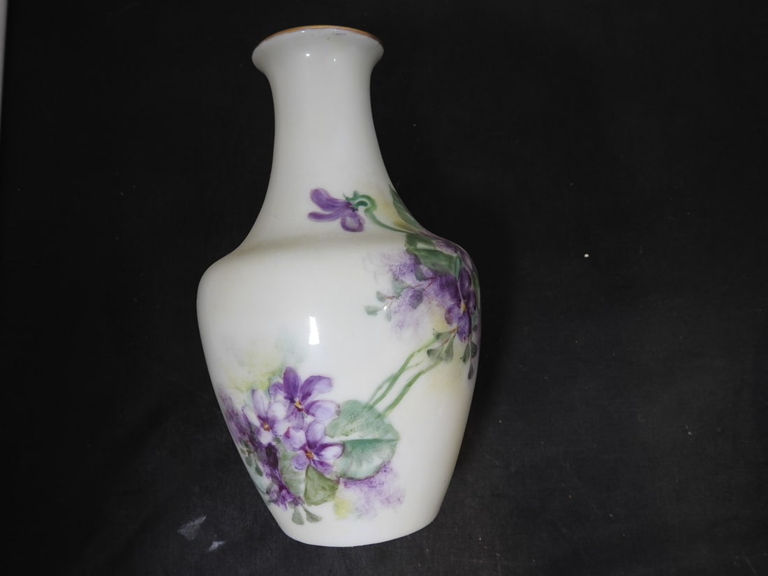 Collection of Antique and Vintage Hand-Painted Porcelain Items - 10