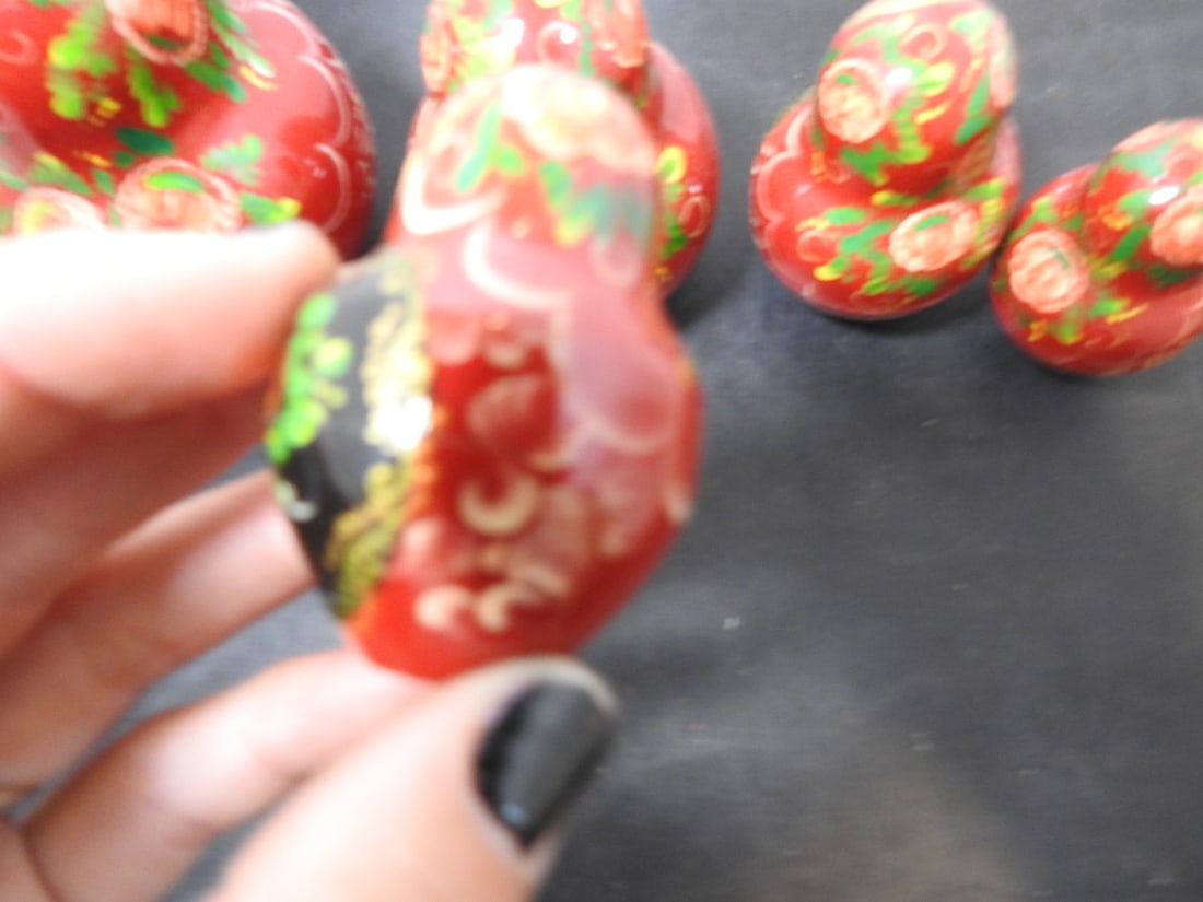 Vintage Hand-Painted Russian Nesting Dolls - 6