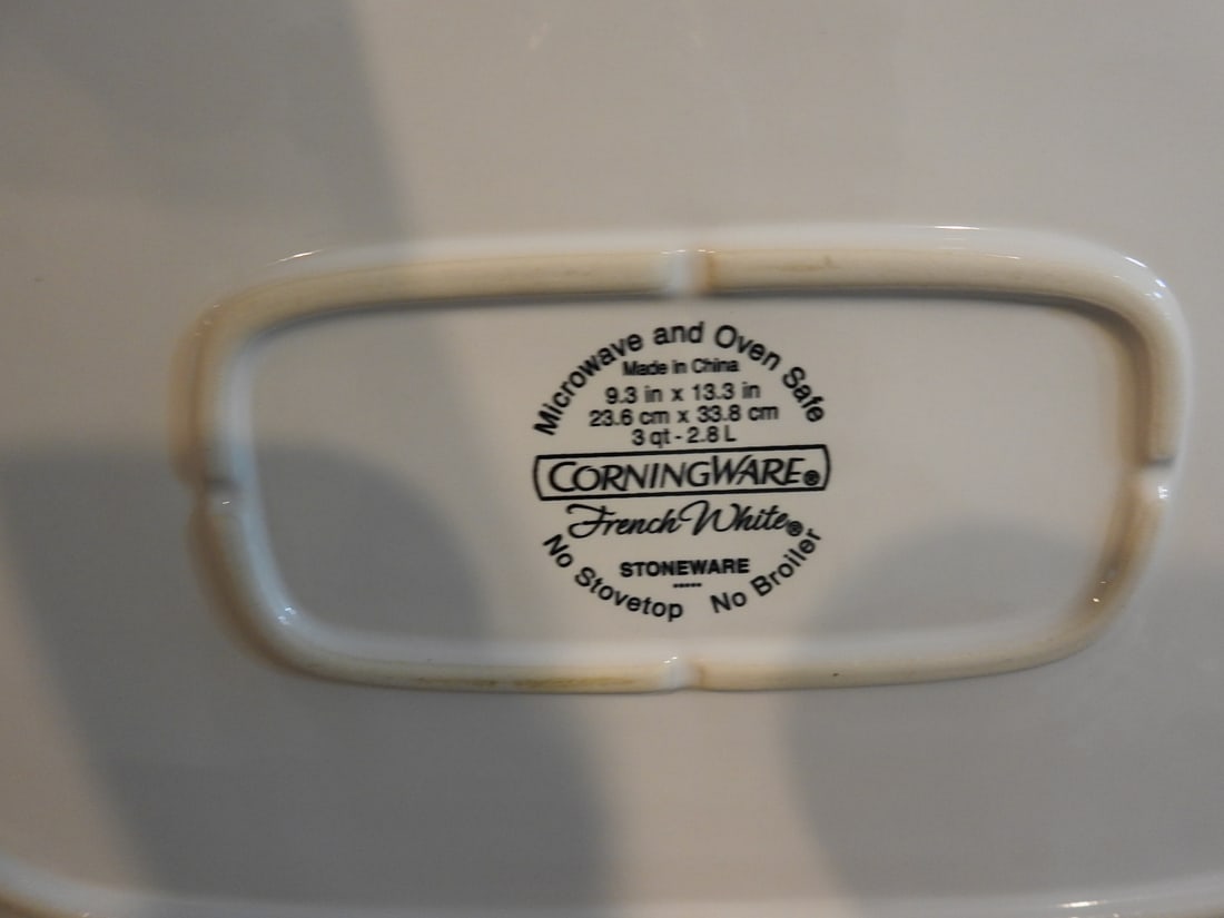 CorningWare French White 3-Quart Oblong Casserole Dish - 3