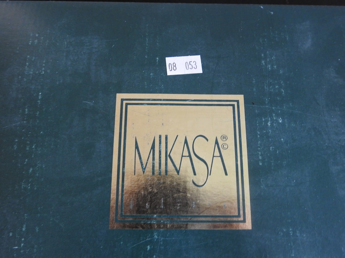 Vintage Mikasa Lead Crystal Three-Piece Nativity Set - 7