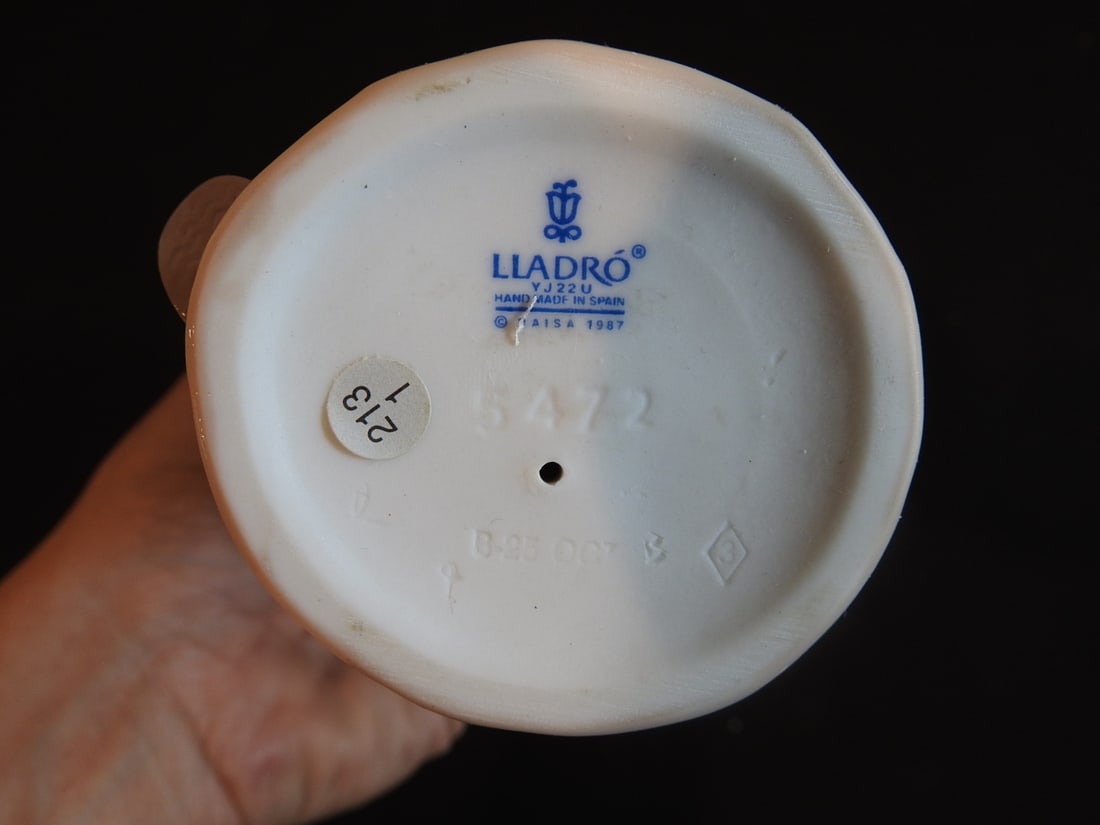 Lladro Clown Figurine - 6