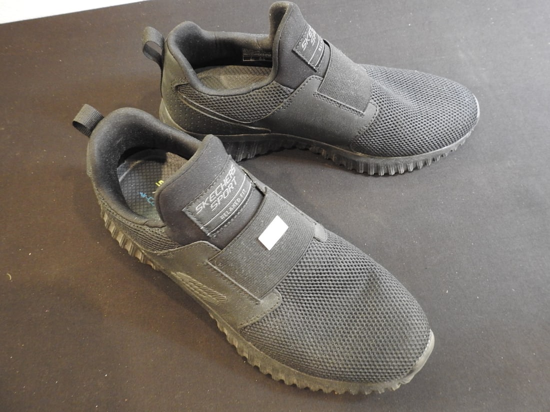 Skechers Relaxed Fit Memory Foam Shoes Size 8.5 - 3