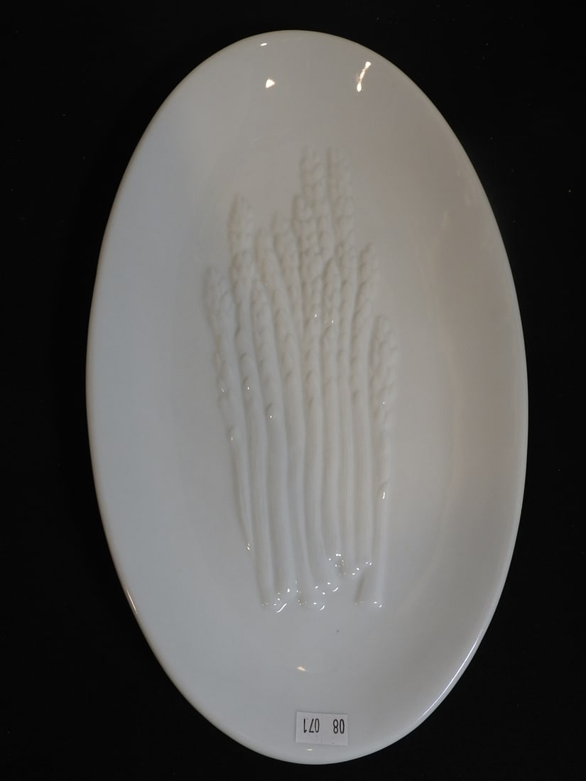 Fine White Ceramic Serving Dishes - 6