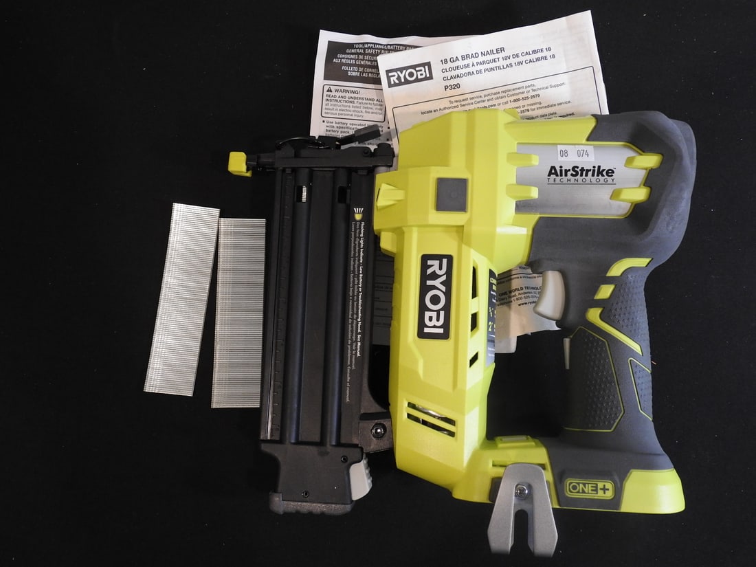 Ryobi One Plus Nail Gun and Small Tool Bits (1 of 4)