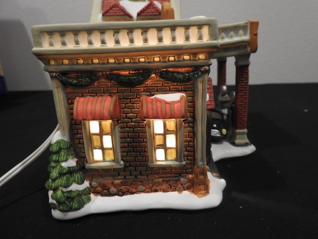 Two Vintage Hand-Painted Porcelain Village Buildings - 10