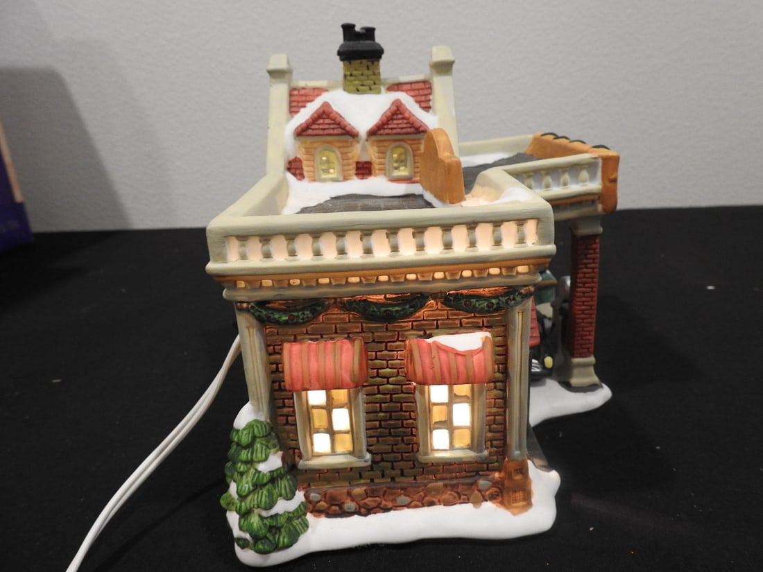 Two Vintage Hand-Painted Porcelain Village Buildings - 11